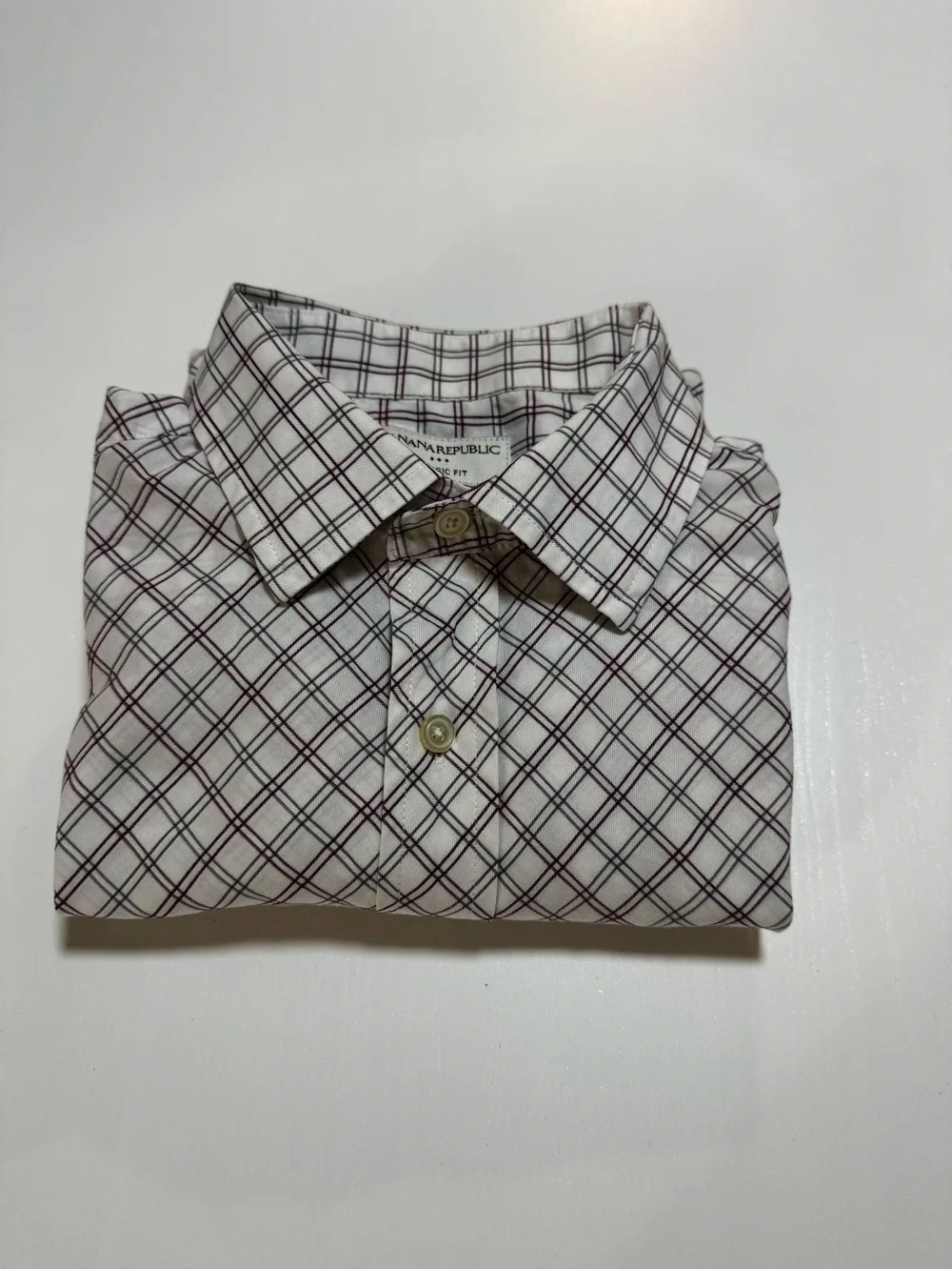 Banana Republic Cotton White Shirt with Black, burgundy Grid Plaid, M